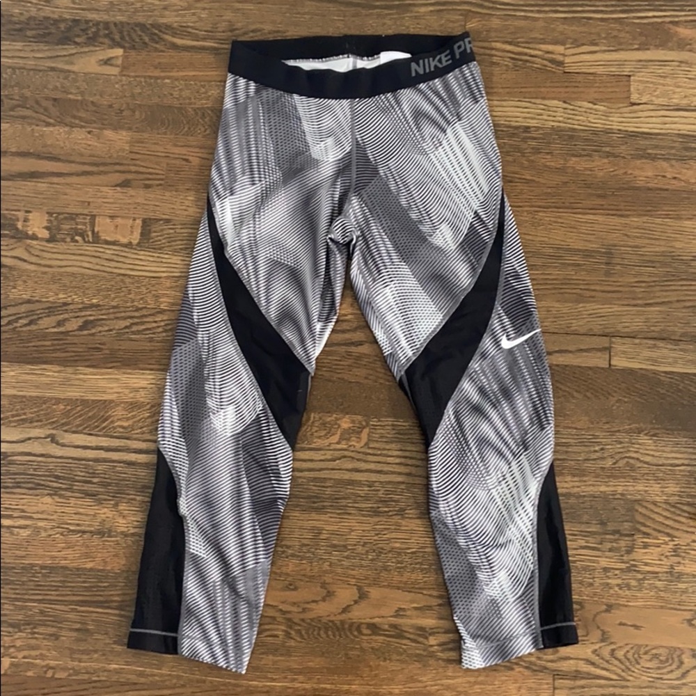 Nike leggings